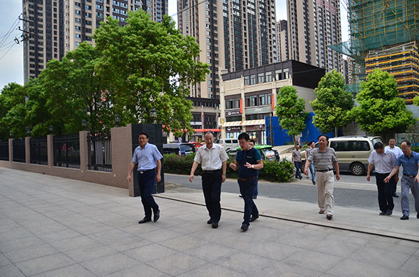 肥東縣委書記耿延強和中科大公共事務(wù)學院院長宋偉